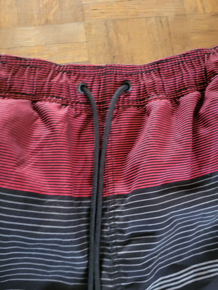 Joli short de Bain Nautica taille L - photo numéro 2