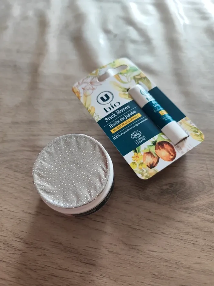 Lot de 2 soins stick lèvres et peau bio - photo numéro 2