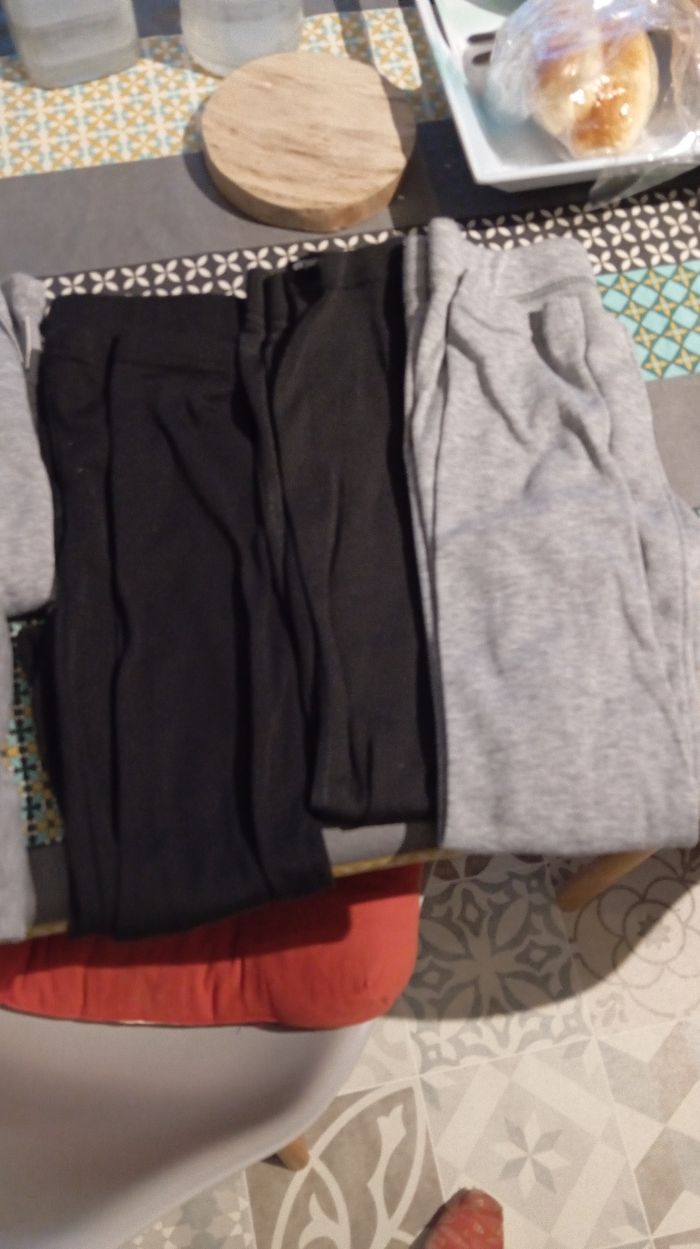 Lot 6 vêtements techniques ski 6 8 ans - photo numéro 2