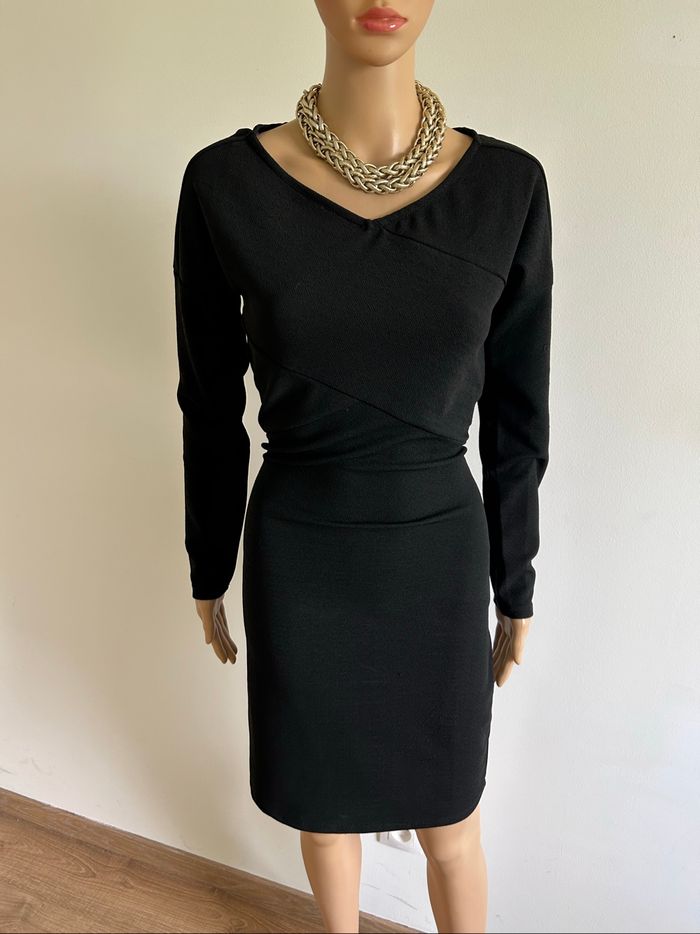 Robe noire à manches longues Jacqueline de Yong taille M excellent état