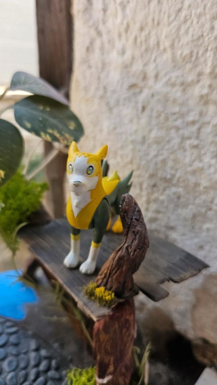 Super figurine Pokemon Nintendo fulgudog - photo numéro 3