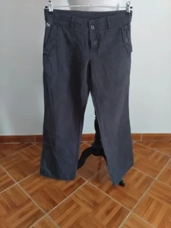 Pantalon jambes larges Lacoste t42