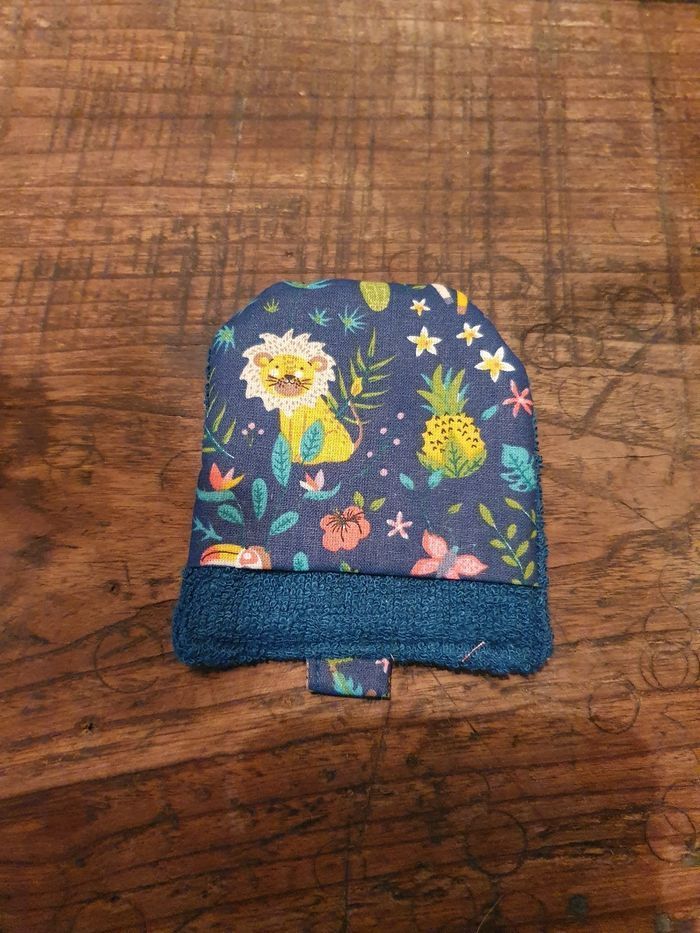 Débarbouillettes safari