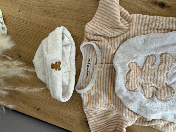 Pyjama 6 M - photo numéro 2