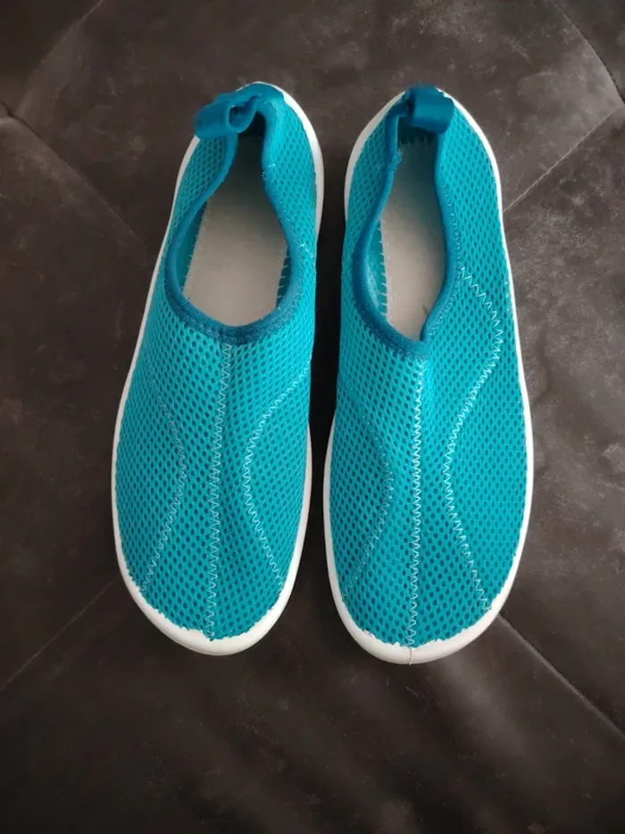 Chaussures aquatiques pour aller dans l'eau - photo numéro 7