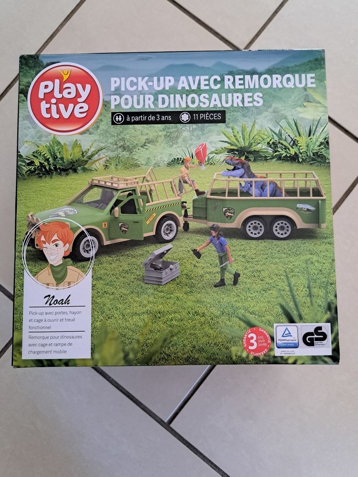 Pick-up avec remorque pour dinosaures