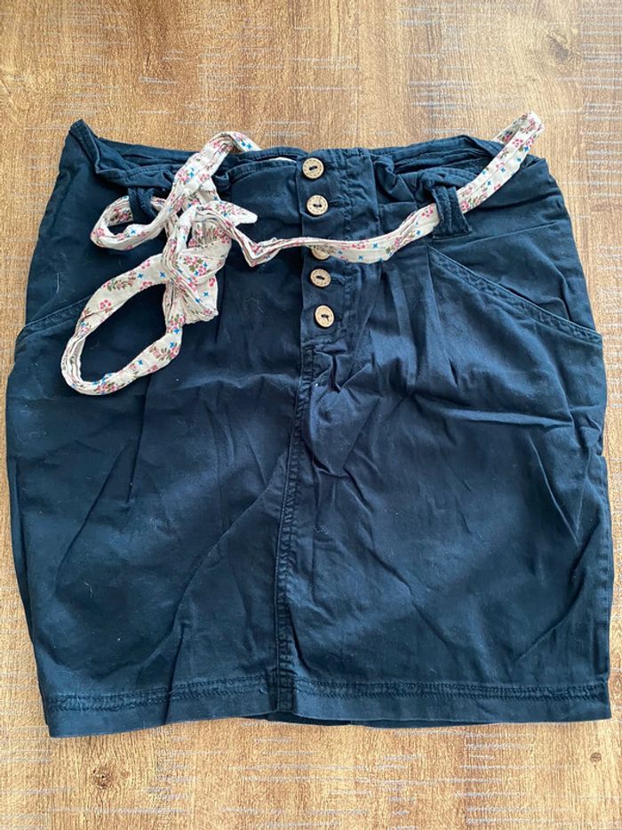 Jupe boule taille 36 stradivarius