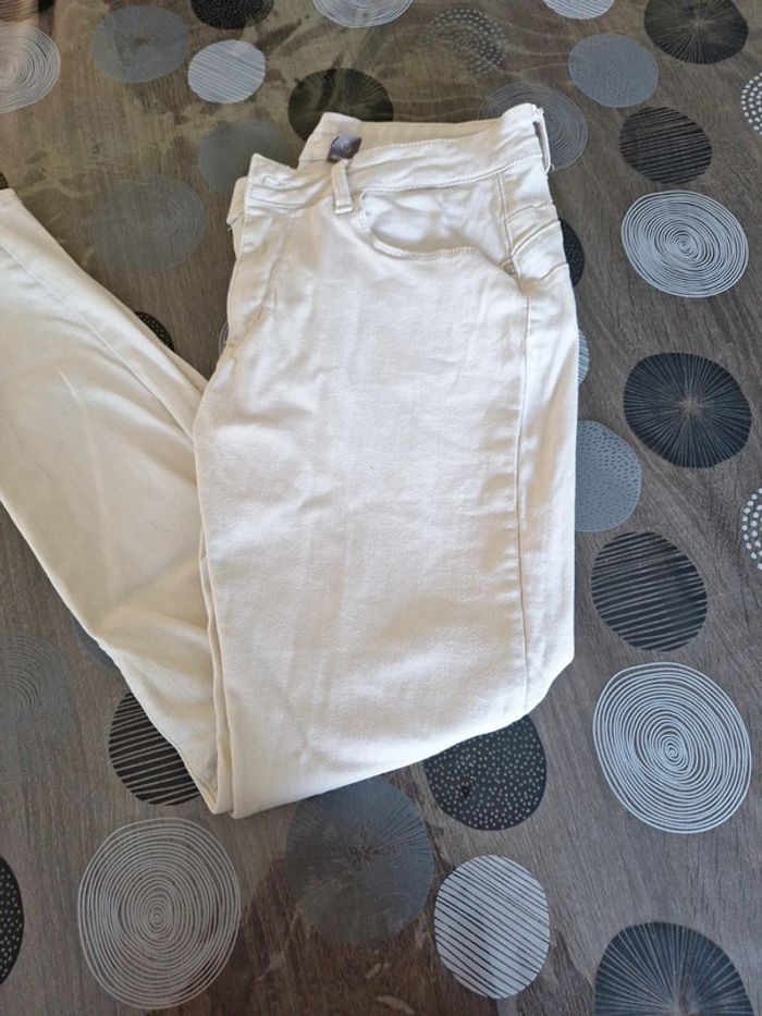 Pantalon taille 42 - photo numéro 3