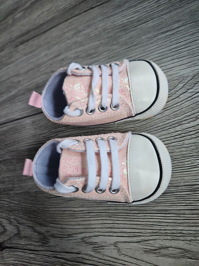 Basket rose paillettes - photo numéro 3