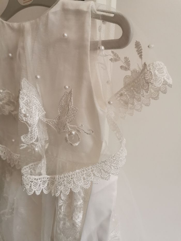 Robe blanche cérémonie 9 mois - photo numéro 3