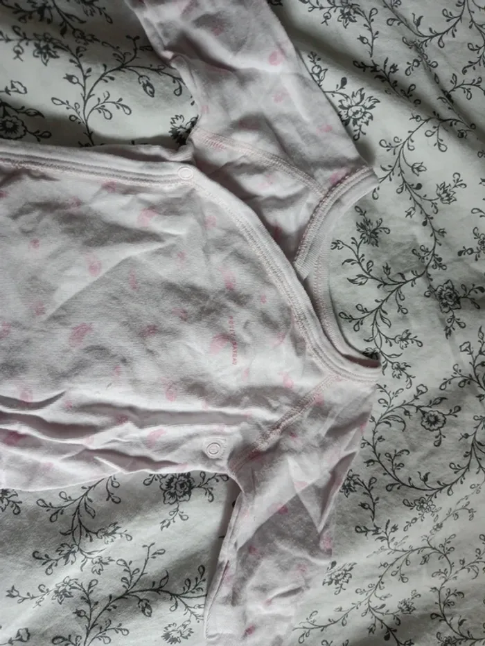 Body croisé manches longues rose petites plumes 60cm Petit Bateau - photo numéro 2