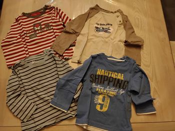 Lot de 4 tshirt manches longues