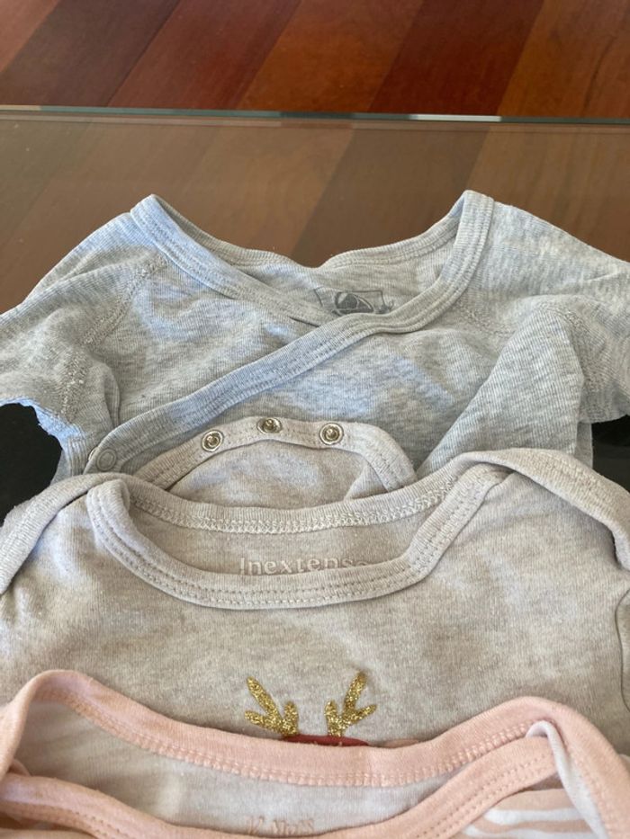 Lot de 5 bodys ML 12 mois - photo numéro 2