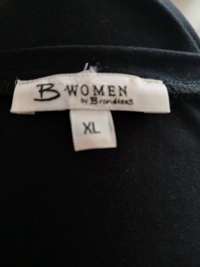 Tee-shirt B Women, T XL,  très bon état - photo numéro 4