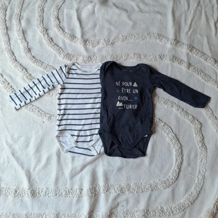 Lot body garçon 24 mois