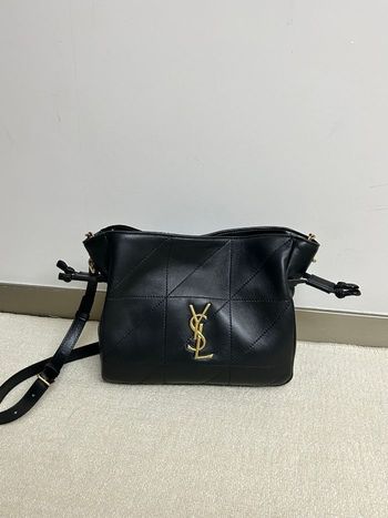 Yves Saint Laurent   166781