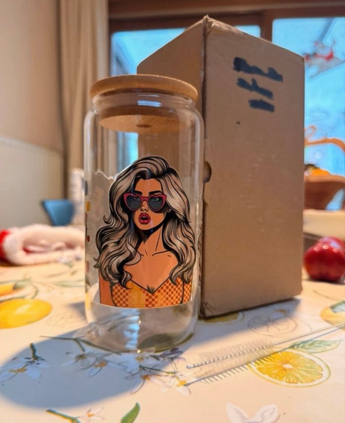 Gourde en verre bambou Pin-up pop art + brosse - photo numéro 2