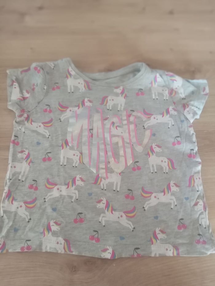 Tee shirt
