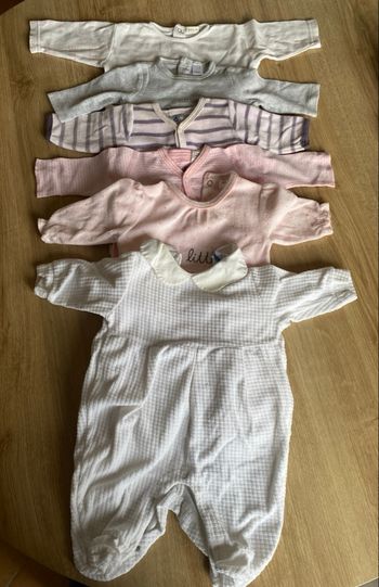 Lots 6 pyjamas naissance à 1 mois