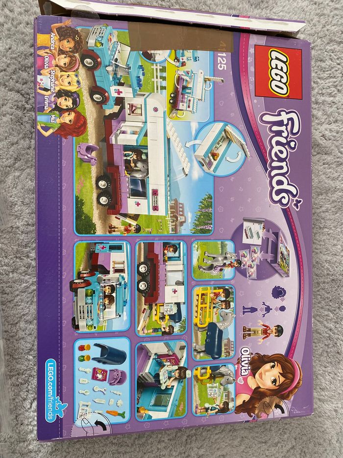 Lego Friends 41125 La remorque à chevaux du vétérinaire - photo numéro 2