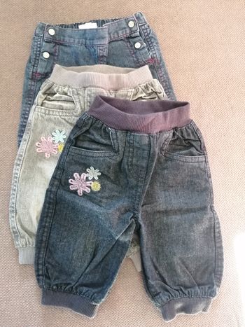 Lot de 3 jeans fille.