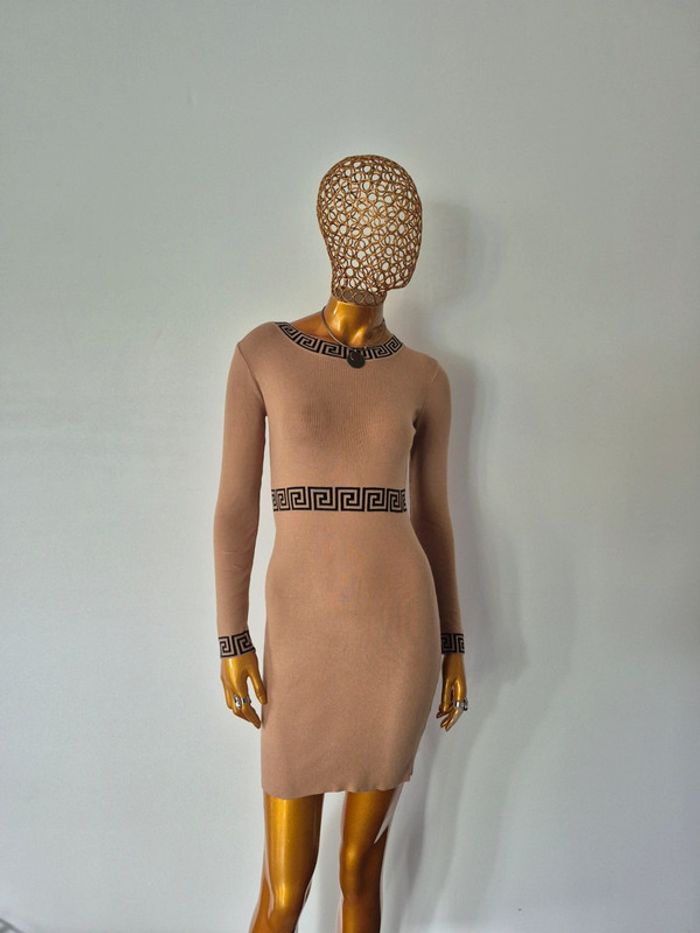 Robe Camel et Noire Manches Longues Femme Taille Unique