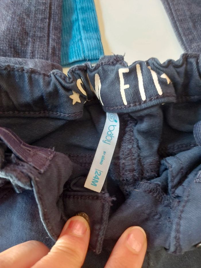 Lot 3 jeans 24 mois - photo numéro 3