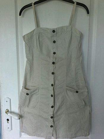 Robe beige taille 38