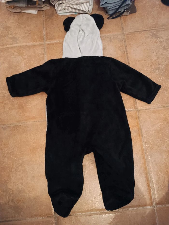 Combinaison pyjama 9 MOIS - photo numéro 2