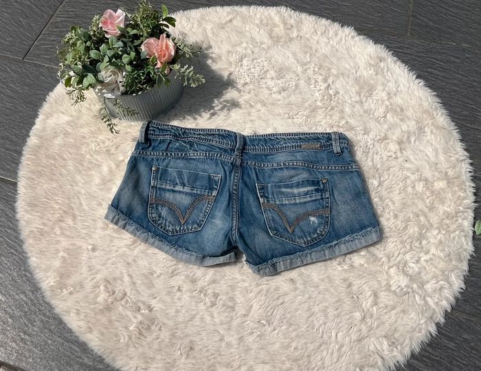 Shorty destroy taille basse Y2K - photo numéro 5