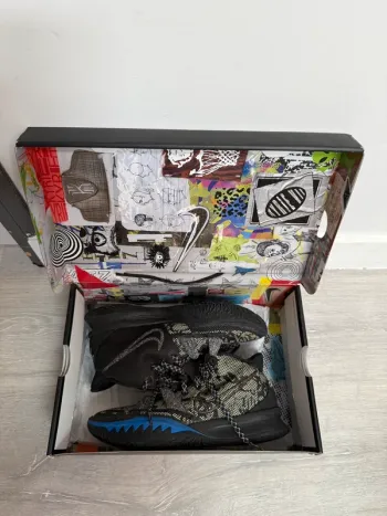 Baskets Nike Kyrie 7 pointure 40,5 très bon état