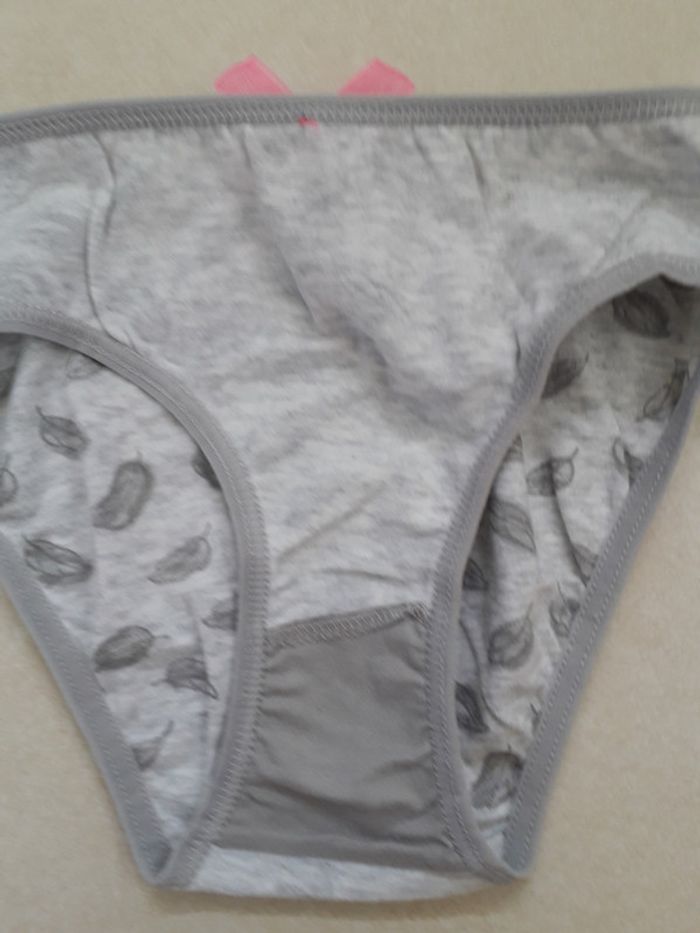 Lot 2 slips - 12 ans - photo numéro 6