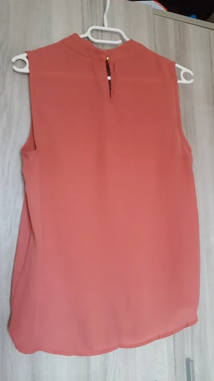 Haut Primark - taille 38 🎀 - photo numéro 2