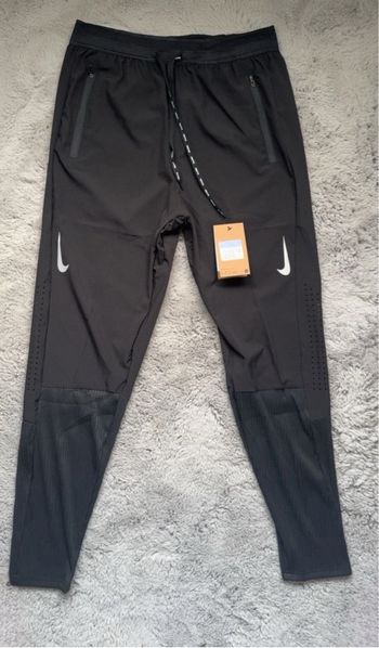 Nike running AeroSwift