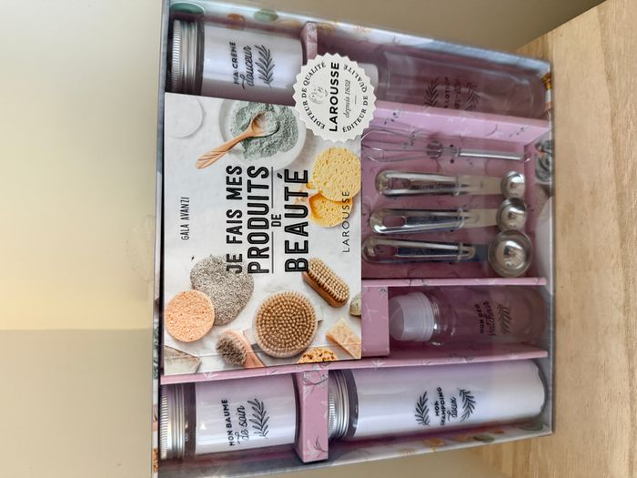 Coffret Je fais mes produits de beauté Broché – Illustré, 18 octobre 2021 - photo numéro 2