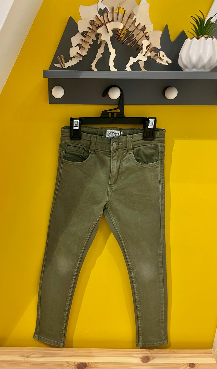 Jean skinny kaki Kiabi 6 ans