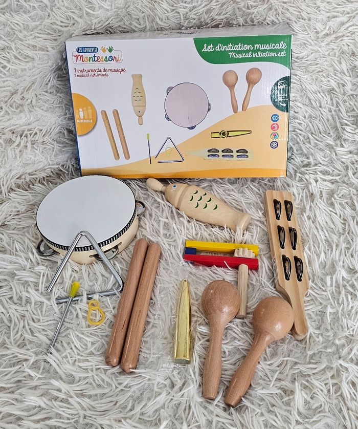 Instruments en bois les apprentis montessori neuf