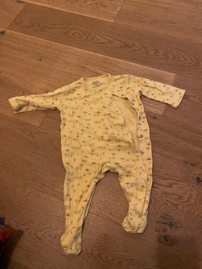 Lot pyjama - photo numéro 2
