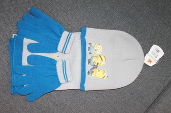 ensemble les minions bonnet gants écharpe gris et bleu taille unique