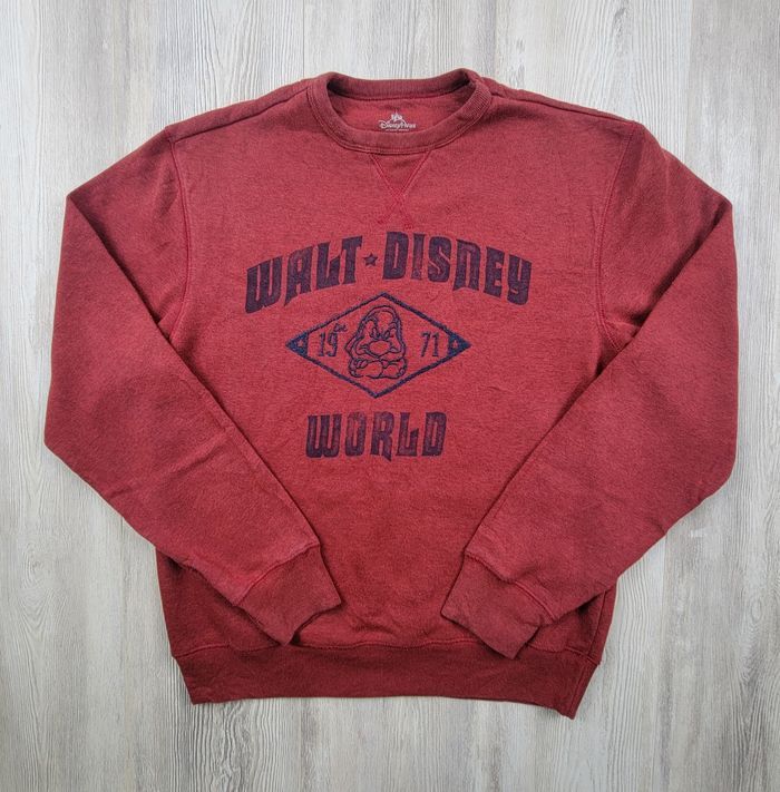 Pull Disney Parks – Walt Disney World – Grincheux – Taille M – Bordeaux - photo numéro 3