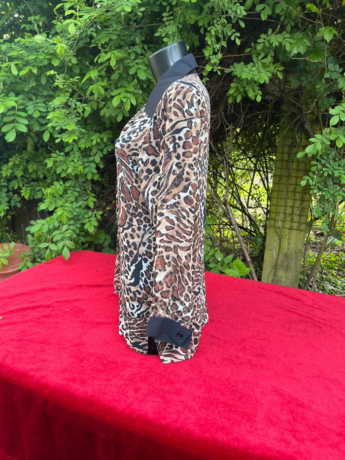 Superbe chemise en voile Mim Vintage Léopard Feuillage  T 38/40/42/44 - photo numéro 3