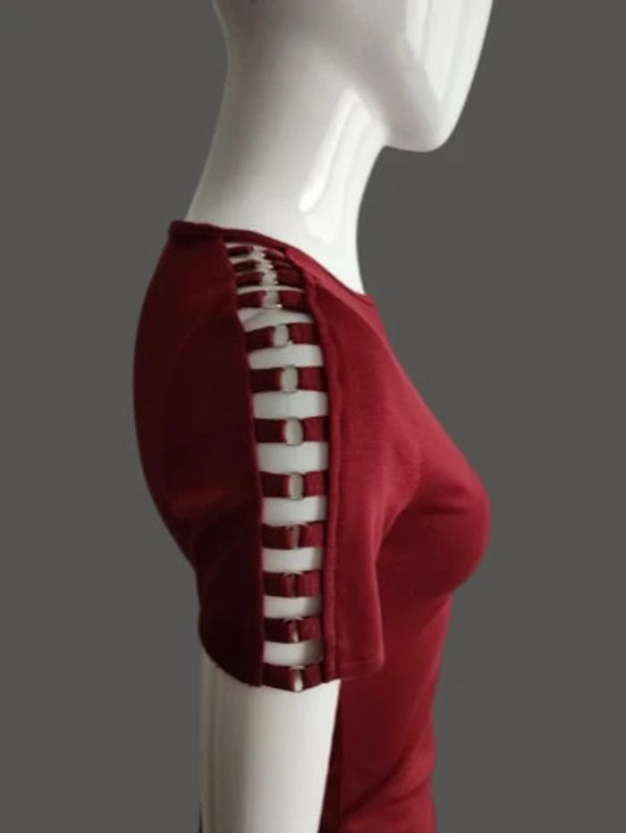 Robe bordeaux - photo numéro 4
