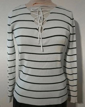 Superbe pull à nouer