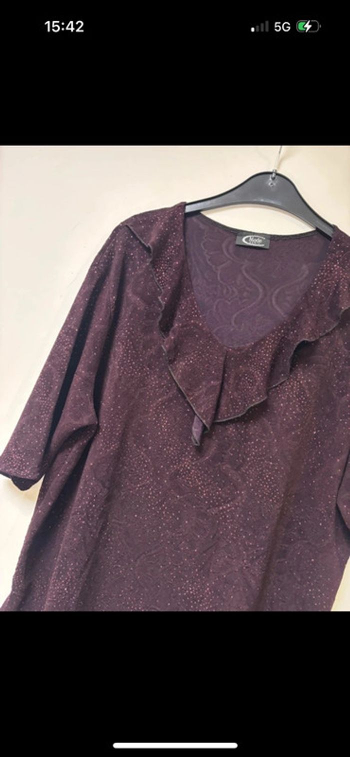 Joli haut prune foncé avec brillant Mode Paris taille 52 entre aisselles 64 cm - photo numéro 2