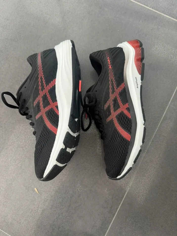 Jolie baskets Asics