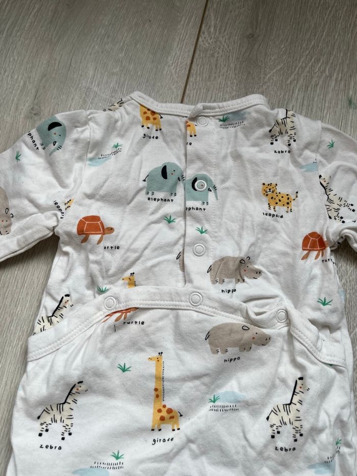 Pyjama motif animalier Kiabi 6 mois - photo numéro 2