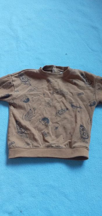 Pull Gémo taille 18 mois