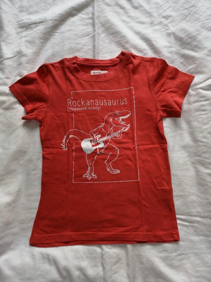 Lot shorts et t shirts - photo numéro 6