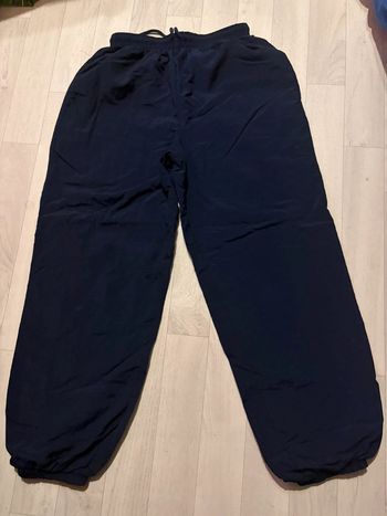 Jogging St Michael 9/10 ans bleu marine très bon état