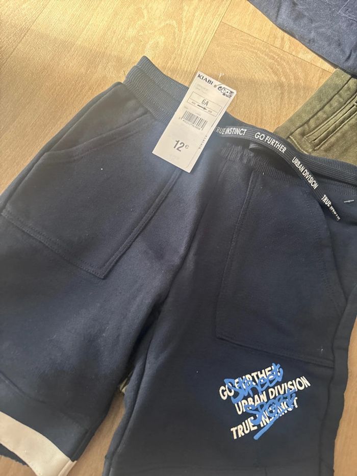 Lot 12 vêtements garçon 6 ans - photo numéro 15